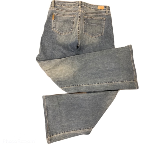 Paige ‘Robertson’ Wide Leg Stretch Jeans - Picture 5 of 9